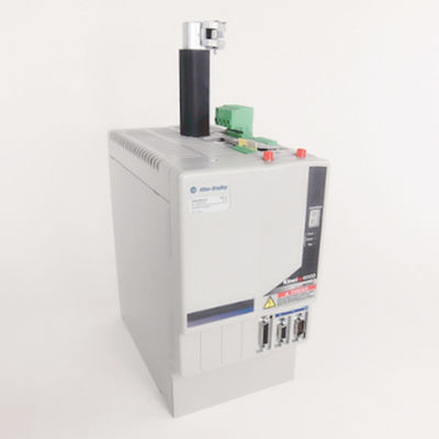 COMBINACIÓN DE PLC 2080-IQ4OB4 KINETIX, 4 ENTRADAS 12/24VDC