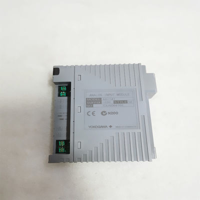 YOKOGAWA AAI141-H00/K4A00 Los terminales de entrada y salida del PLC están conectados al módulo en el sitio